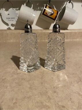 Vintage Clear Cut Crystal Salt & Pepper Made in Japan by Artmark MCM Collectible